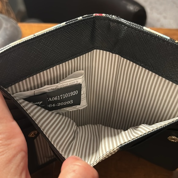 Loungefly Disney Black Floral Wallet Alice In Wonderland - Picture 4 of 7